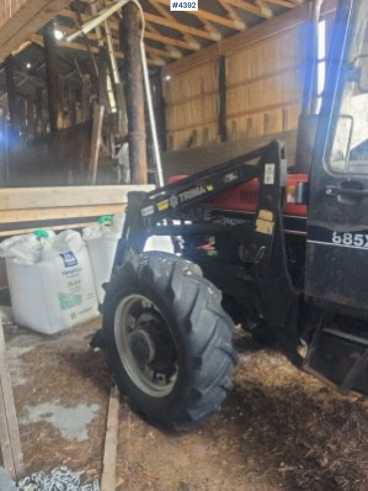 Case International 885XL 4x4 with trima loader - Tractor: afbeelding 4 Case International 885XL 4x4 with trima loader - Tractor: afbeelding 4