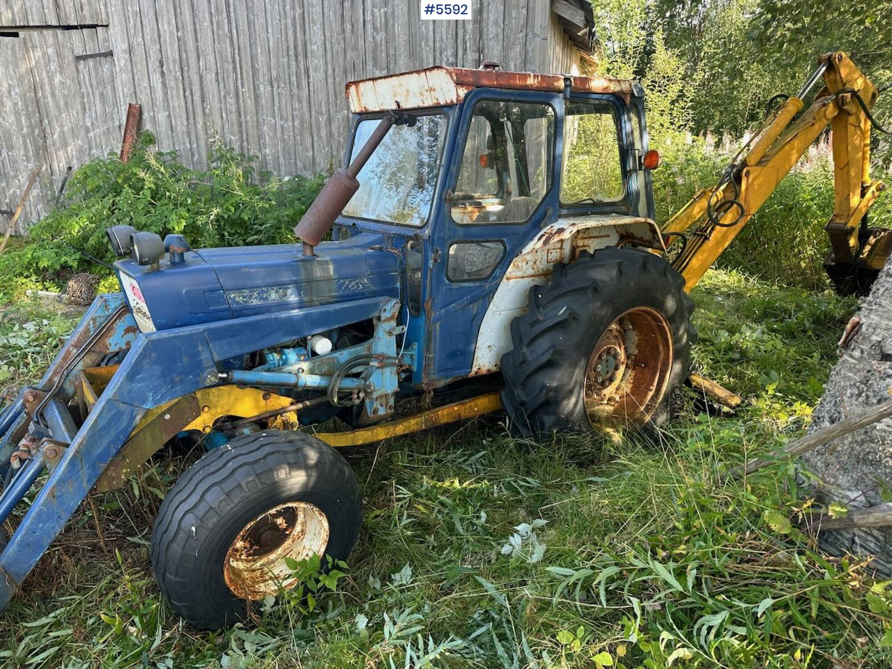Leasing  Circa 1974 Ford 4000 tractor w/ front loader and excavator. REP.OBJECT Circa 1974 Ford 4000 tractor w/ front loader and excavator. REP.OBJECT: afbeelding 16