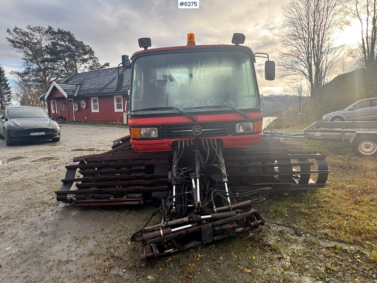 1985 Kässbohrer PB 270DS treadle machine w/ cutters and smoothing board - Gemeentelijke machine/ Speciaal: afbeelding 2 1985 Kässbohrer PB 270DS treadle machine w/ cutters and smoothing board - Gemeentelijke machine/ Speciaal: afbeelding 2