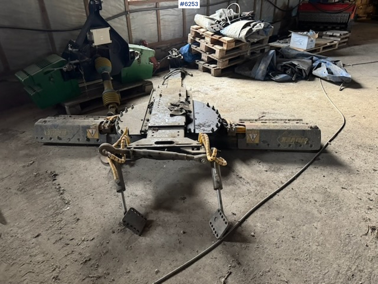 2021 Drivex EG3500 snow blade with 2021 Drivex undermount blade - Gemeentelijke machine/ Speciaal: afbeelding 3 2021 Drivex EG3500 snow blade with 2021 Drivex undermount blade - Gemeentelijke machine/ Speciaal: afbeelding 3