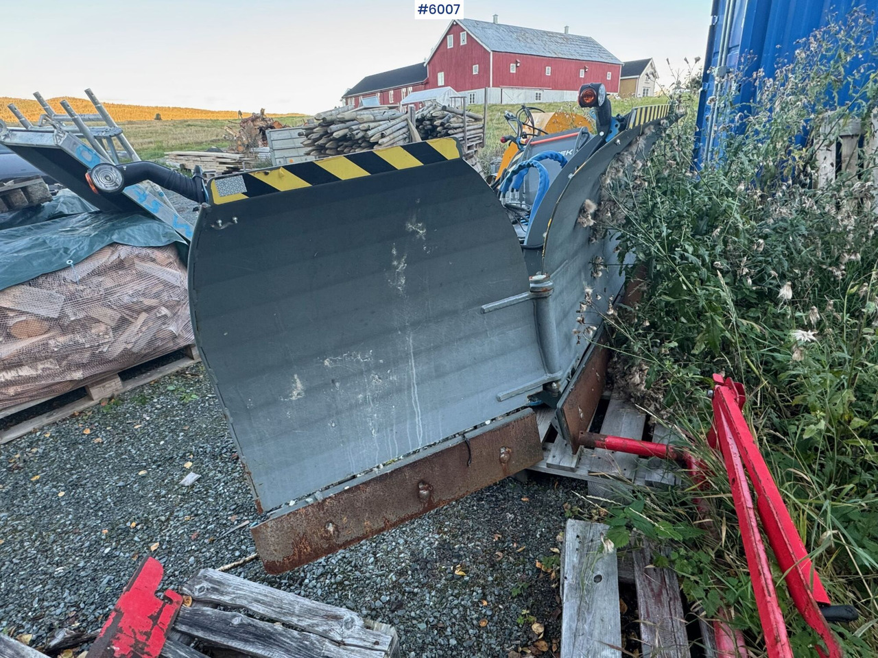 2021 Snowek U420 U-plog - Gemeentelijke machine/ Speciaal: afbeelding 5 2021 Snowek U420 U-plog - Gemeentelijke machine/ Speciaal: afbeelding 5