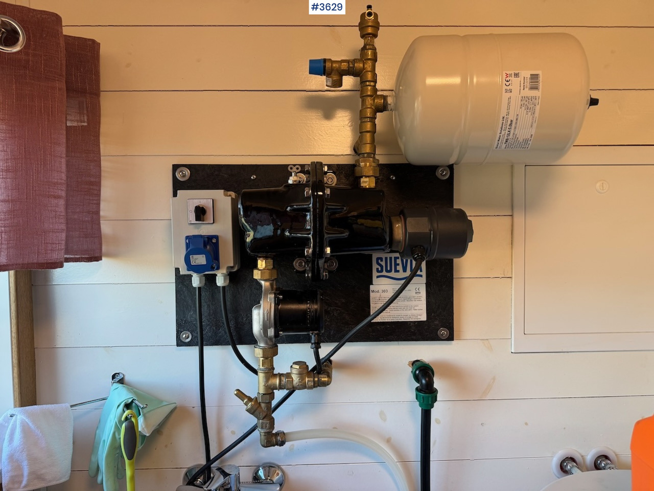 Hot water system for animals. - Veeteelt materiaal: afbeelding 3 Hot water system for animals. - Veeteelt materiaal: afbeelding 3