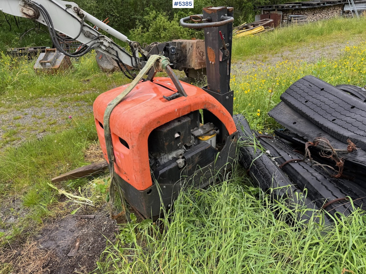 Husqvarna LG 504 Vibrating compactor. - Grondbewerking toebehoor: afbeelding 4 Husqvarna LG 504 Vibrating compactor. - Grondbewerking toebehoor: afbeelding 4