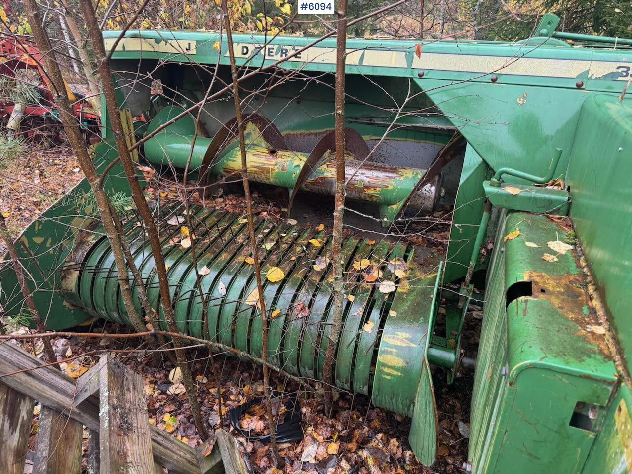 John Deere 332 - Hooi-/ Voedermachine: afbeelding 5 John Deere 332 - Hooi-/ Voedermachine: afbeelding 5
