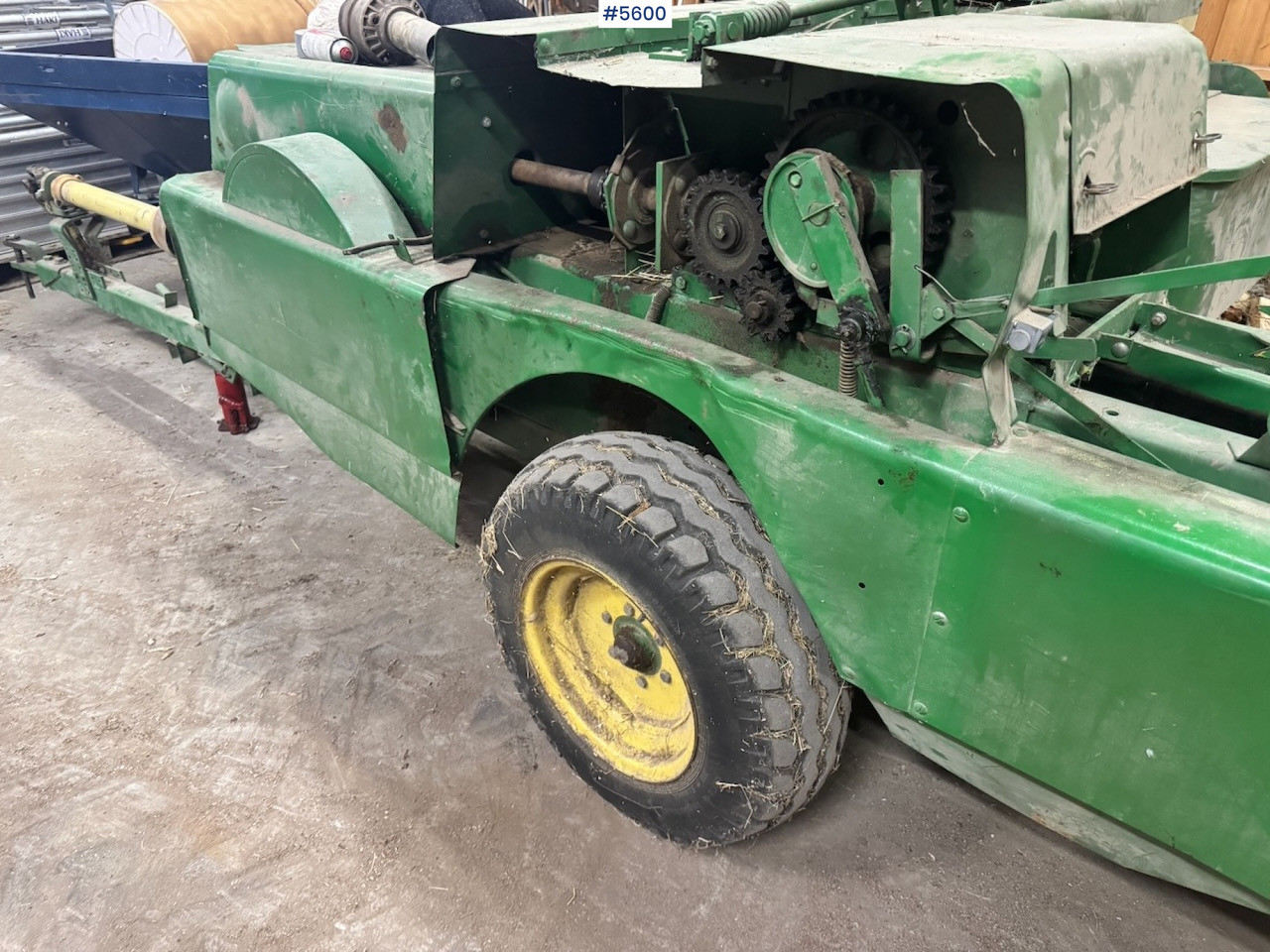 John Deere 342 Square Baler - Hooi-/ Voedermachine: afbeelding 3 John Deere 342 Square Baler - Hooi-/ Voedermachine: afbeelding 3