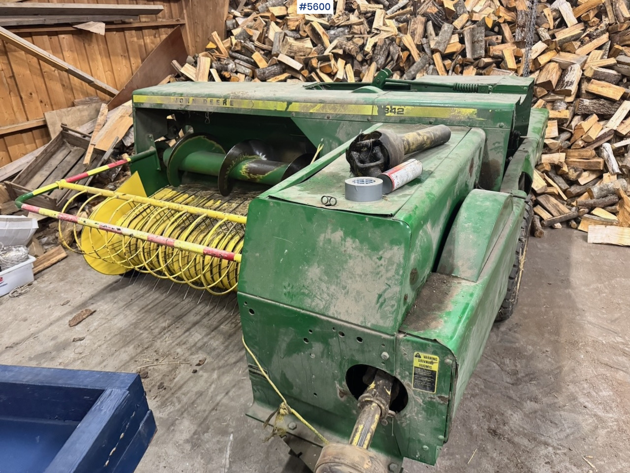 John Deere 342 Square Baler - Hooi-/ Voedermachine: afbeelding 1 John Deere 342 Square Baler - Hooi-/ Voedermachine: afbeelding 1