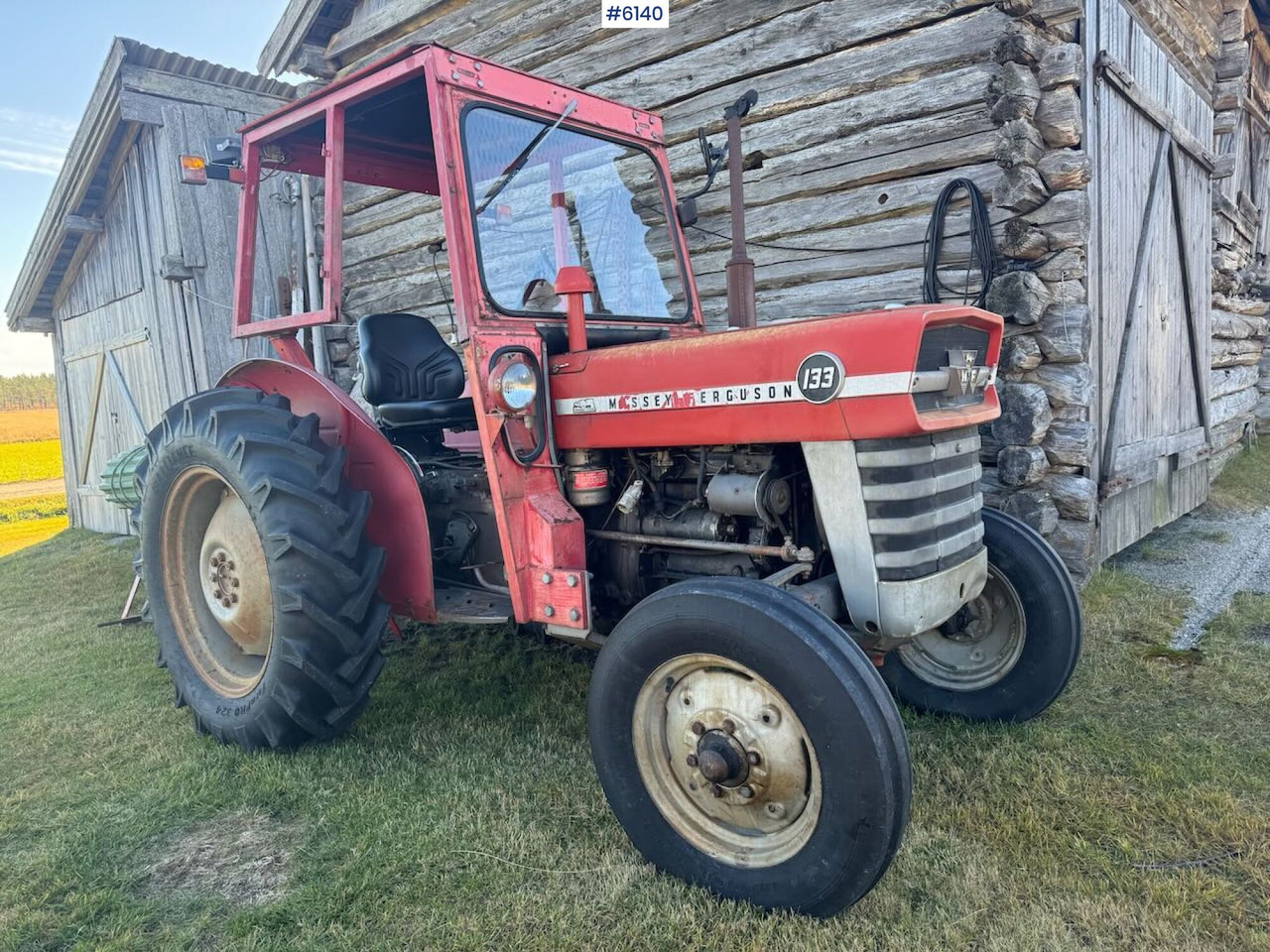 Massey Ferguson 133 - Tractor: afbeelding 2 Massey Ferguson 133 - Tractor: afbeelding 2