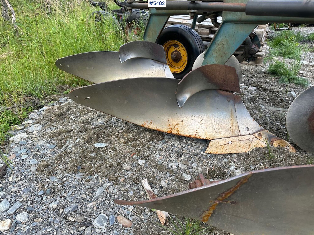 Øverum CV 398 H 3-furrow reversible plow - Grondbewerking toebehoor: afbeelding 5 Øverum CV 398 H 3-furrow reversible plow - Grondbewerking toebehoor: afbeelding 5