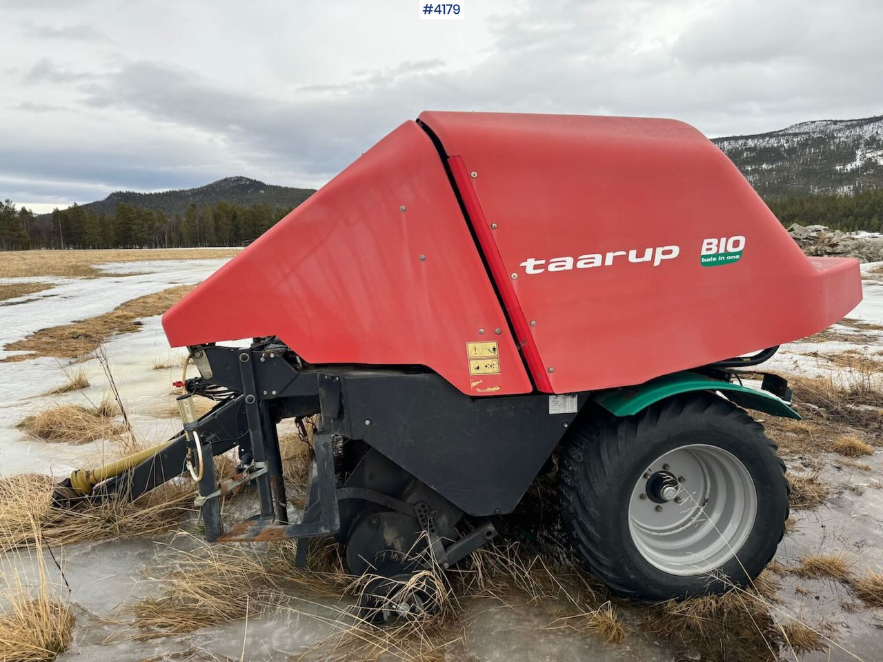 Hooi-/ Voedermachine Taarup Bio Kombipresse. Rep objekt.: afbeelding 1