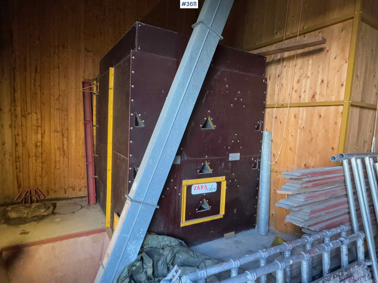 The product is neither Satstorke - Hooi-/ Voedermachine: afbeelding 1 The product is neither Satstorke - Hooi-/ Voedermachine: afbeelding 1