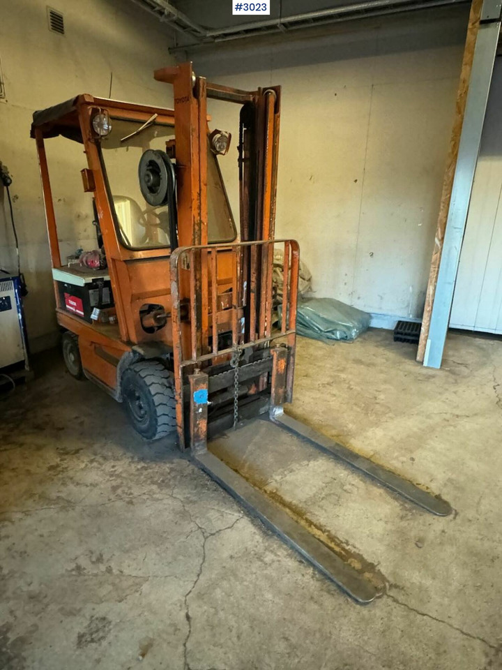 Toyota 4FB15 Forklift - Heftruck: afbeelding 4 Toyota 4FB15 Forklift - Heftruck: afbeelding 4