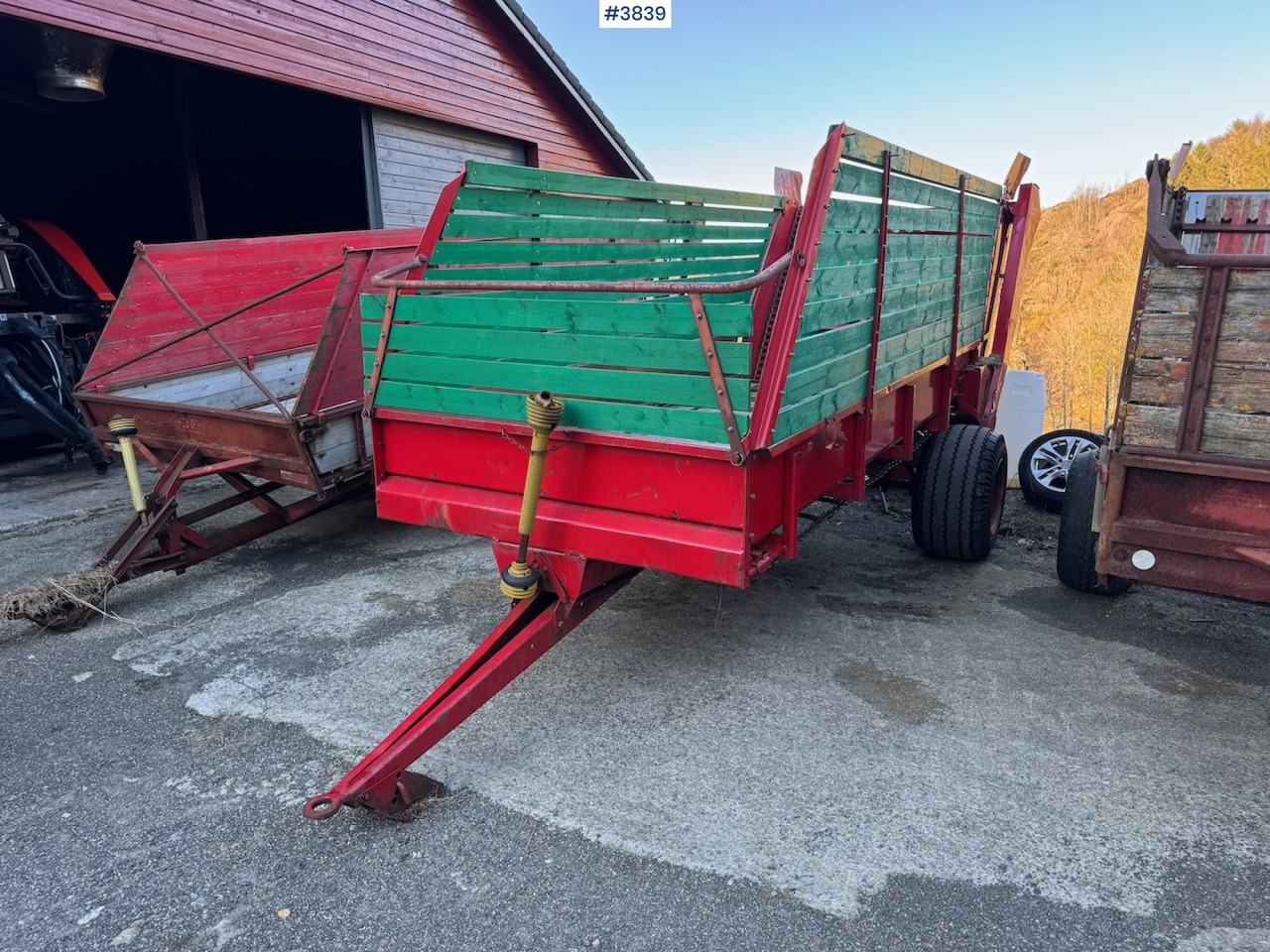 Underhaug Forage wagon long type. - Hooi-/ Voedermachine: afbeelding 1 Underhaug Forage wagon long type. - Hooi-/ Voedermachine: afbeelding 1