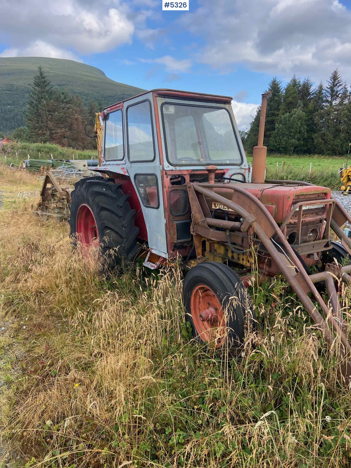 Volvo 430 mit heckmontiertem Baggeraufbau, Rep.-Objekt - Tractor: afbeelding 1 Volvo 430 mit heckmontiertem Baggeraufbau, Rep.-Objekt - Tractor: afbeelding 1