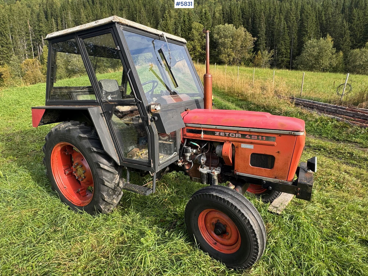 Zetor 4911 - Tractor: afbeelding 1 Zetor 4911 - Tractor: afbeelding 1
