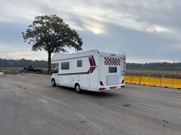 Rimor seal 9 - Alkoof camper: afbeelding 4 Rimor seal 9 - Alkoof camper: afbeelding 4