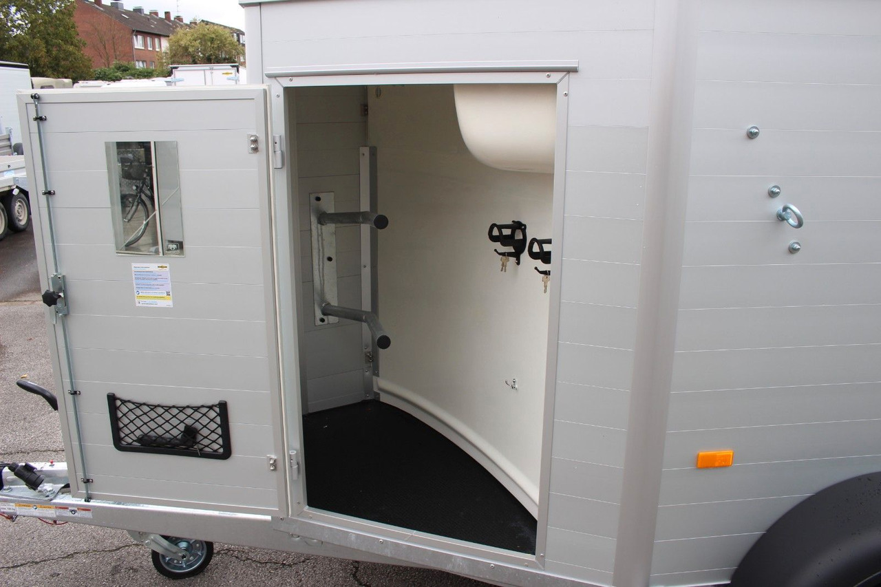 Humbaur Equitos Alu Plus 2400 Pferdeanhänger Sattelkamme - Veewagen aanhangwagen: afbeelding 4 Humbaur Equitos Alu Plus 2400 Pferdeanhänger Sattelkamme - Veewagen aanhangwagen: afbeelding 4