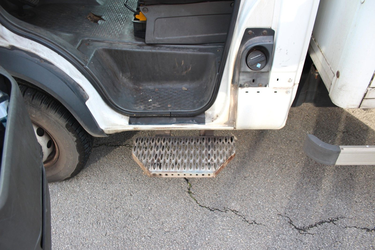 Iveco Daily 70C17 Koffer - Bestelwagen gesloten laadbak: afbeelding 5 Iveco Daily 70C17 Koffer - Bestelwagen gesloten laadbak: afbeelding 5
