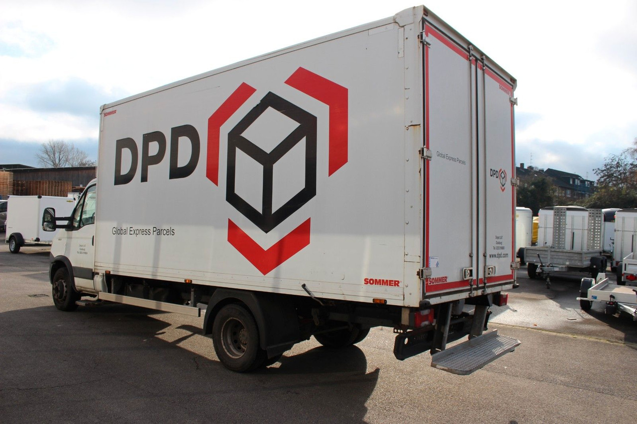 Iveco Daily 70C17 Koffer - Bestelwagen gesloten laadbak: afbeelding 4 Iveco Daily 70C17 Koffer - Bestelwagen gesloten laadbak: afbeelding 4