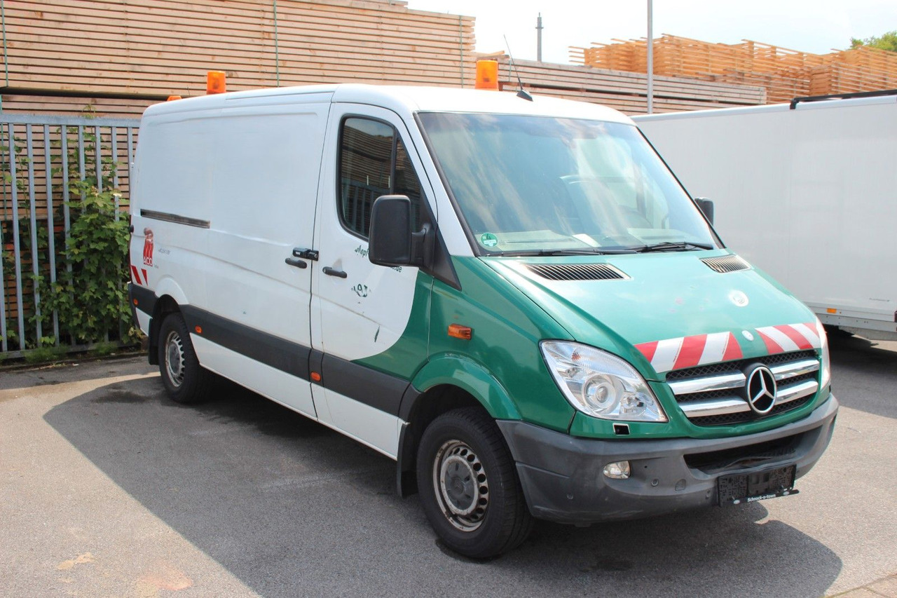 Mercedes-Benz Sprinter II Kasten 316 CDI Spülwagen KaRo - Vacuümwagen: afbeelding 2 Mercedes-Benz Sprinter II Kasten 316 CDI Spülwagen KaRo - Vacuümwagen: afbeelding 2