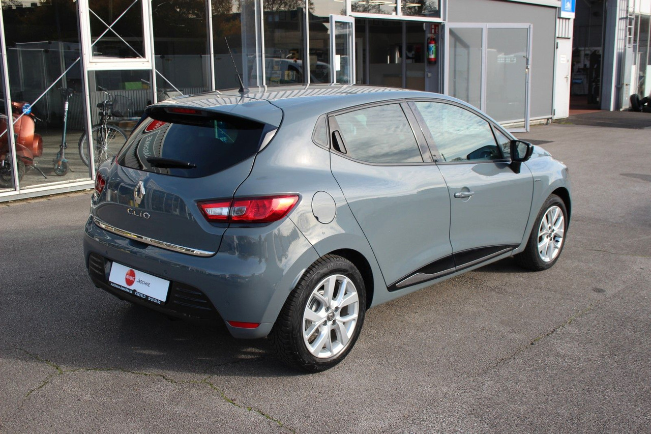Renault Clio IV Limited 13tKM aus Rentnerbesitz Navi - Sedan: afbeelding 3 Renault Clio IV Limited 13tKM aus Rentnerbesitz Navi - Sedan: afbeelding 3