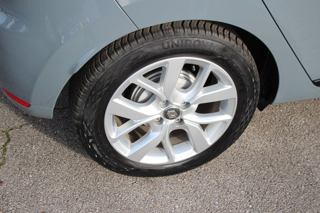 Renault Clio IV Limited 13tKM aus Rentnerbesitz Navi - Sedan: afbeelding 4 Renault Clio IV Limited 13tKM aus Rentnerbesitz Navi - Sedan: afbeelding 4