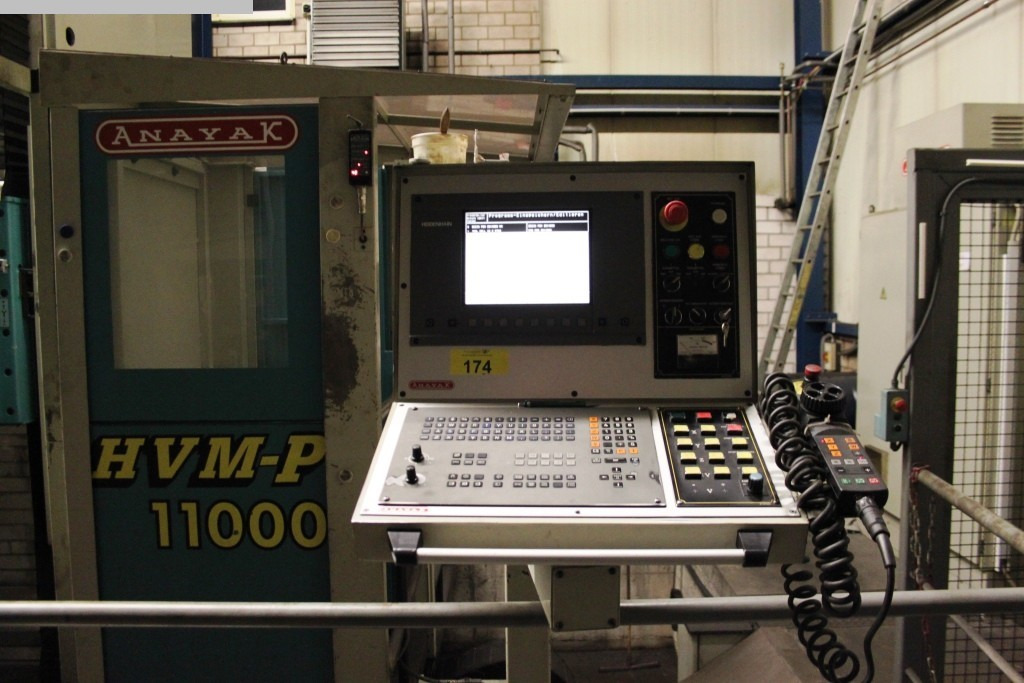 ANAYAK HVM 11000P - Freesmachine: afbeelding 2 ANAYAK HVM 11000P - Freesmachine: afbeelding 2