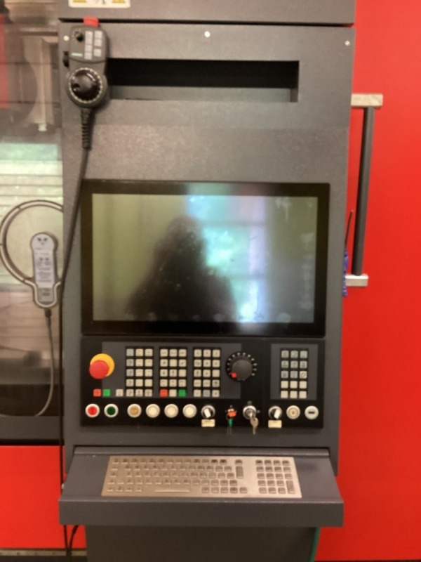 EMCO MMV 2000 - CNC bewerkingscentrum: afbeelding 4 EMCO MMV 2000 - CNC bewerkingscentrum: afbeelding 4