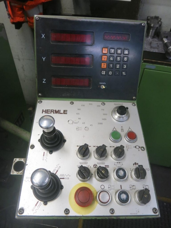 HERMLE UWF 801 - Freesmachine: afbeelding 3 HERMLE UWF 801 - Freesmachine: afbeelding 3