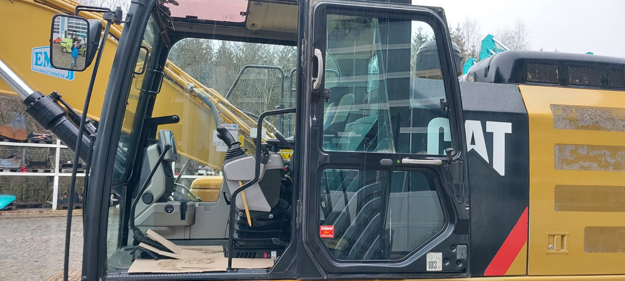 CATERPILLAR 326F - Rupsgraafmachine: afbeelding 5 CATERPILLAR 326F - Rupsgraafmachine: afbeelding 5