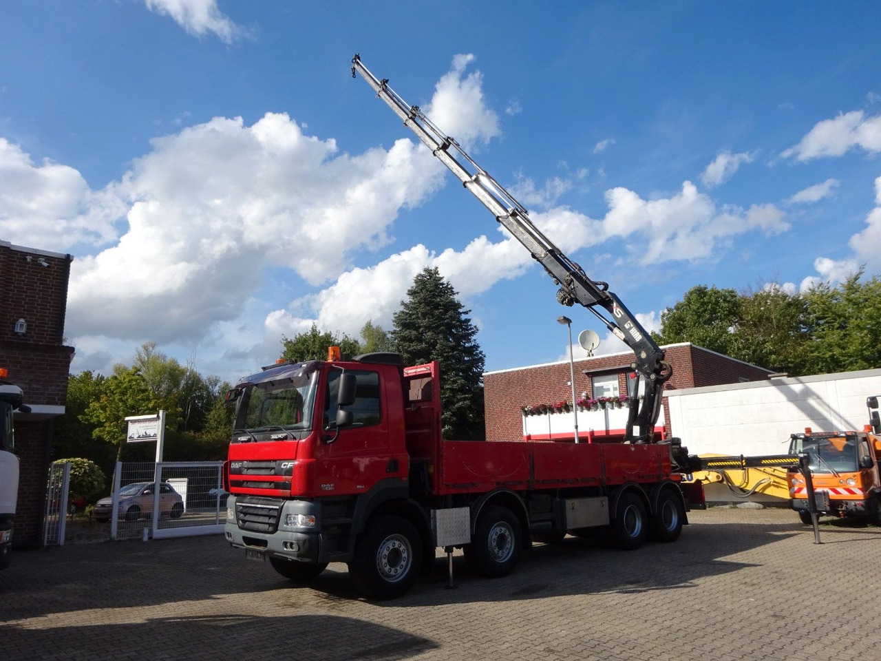 DAF 85.410 Pritsche + HIAB 322E6 Kran 8x4 - Kraanwagen: afbeelding 2 DAF 85.410 Pritsche + HIAB 322E6 Kran 8x4 - Kraanwagen: afbeelding 2
