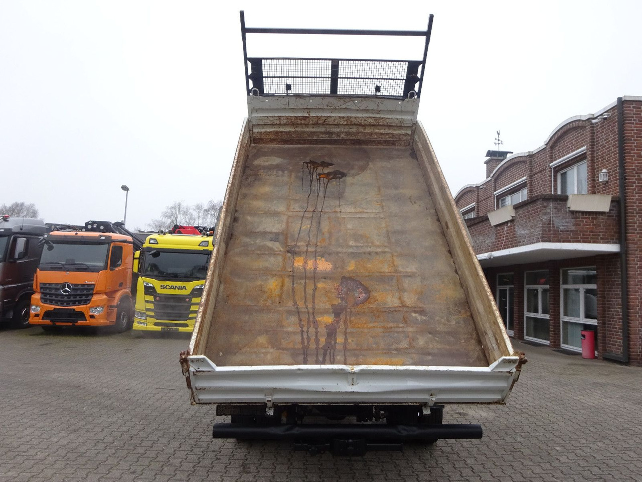 Iveco 80-120 Eurocargo MEILLER 3SKipper 4x2 - Kipper vrachtwagen: afbeelding 4 Iveco 80-120 Eurocargo MEILLER 3SKipper 4x2 - Kipper vrachtwagen: afbeelding 4