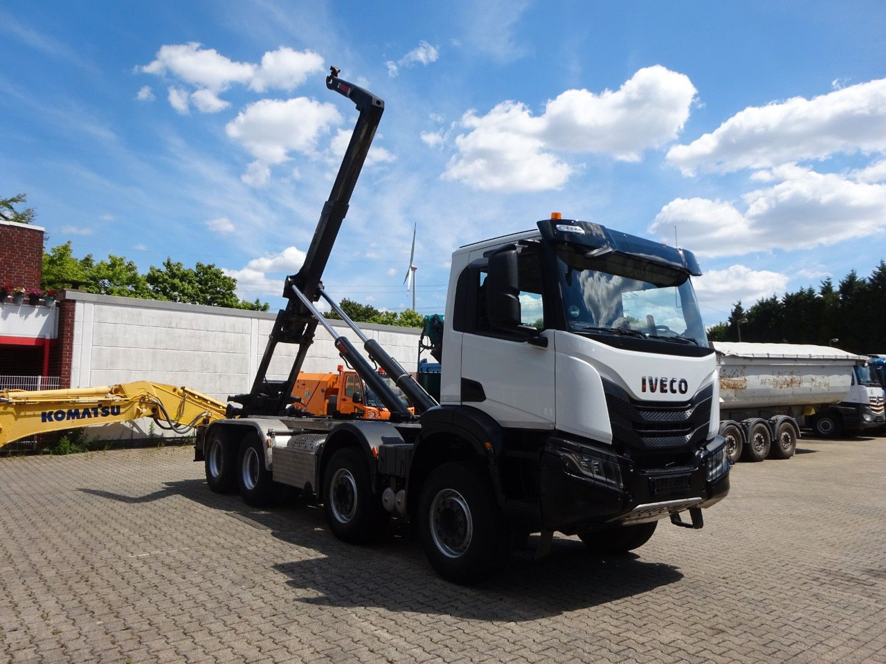 Iveco X-WAY 480 HIAB ABROLLER - Haakarmsysteem vrachtwagen: afbeelding 2 Iveco X-WAY 480 HIAB ABROLLER - Haakarmsysteem vrachtwagen: afbeelding 2
