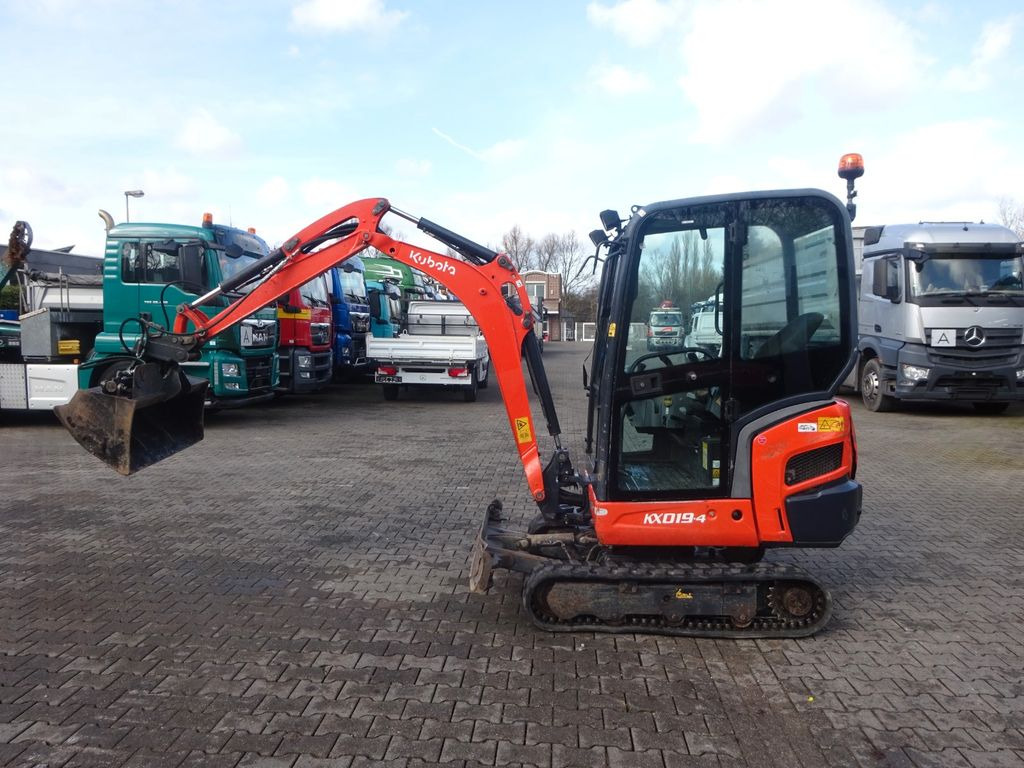 Kubota Minibagger KX019-4 - Minigraafmachine: afbeelding 2 Kubota Minibagger KX019-4 - Minigraafmachine: afbeelding 2