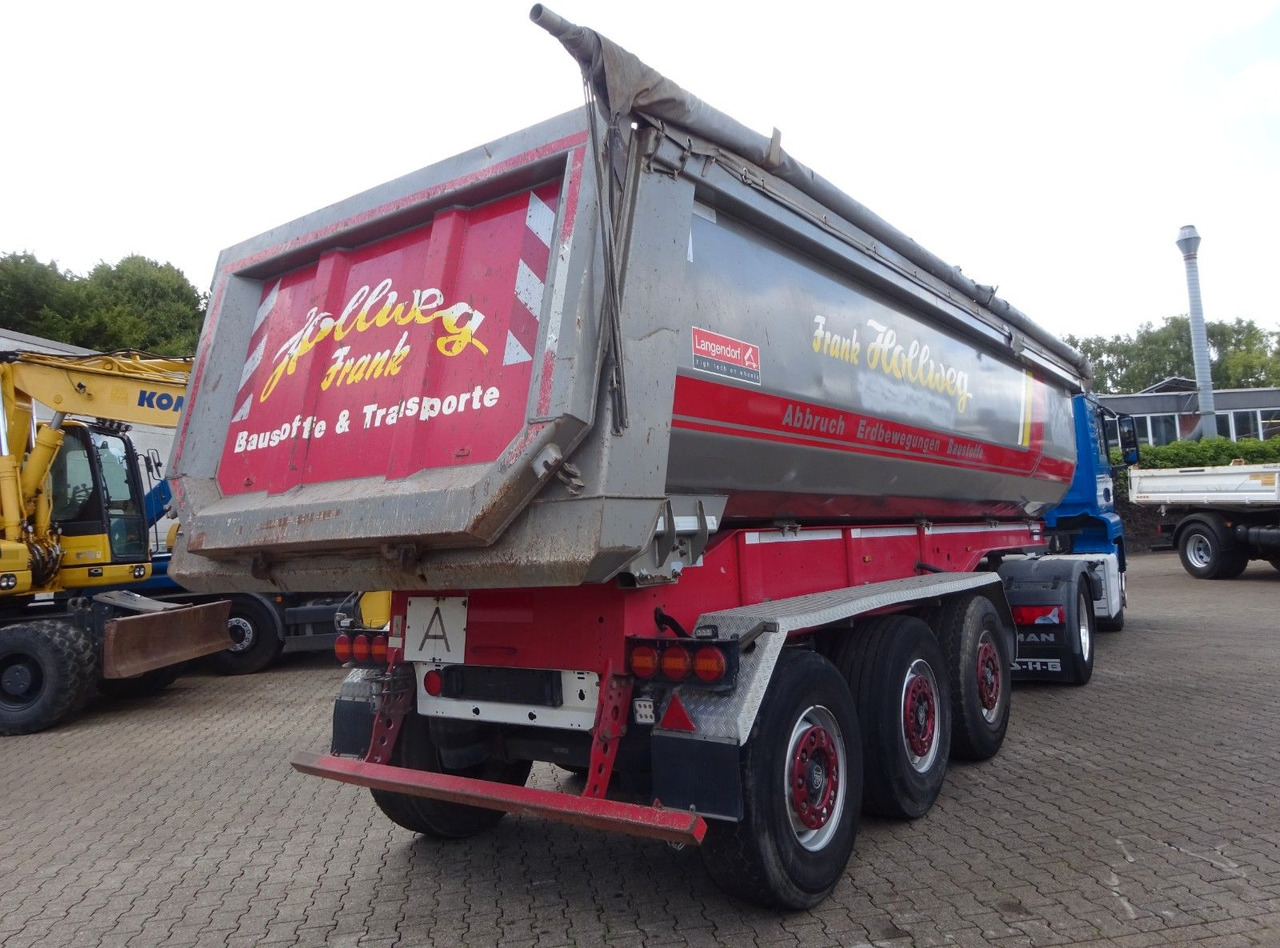 Langendorf Kippauflieger mit 3 Achsen Stahl - Kipper oplegger: afbeelding 4 Langendorf Kippauflieger mit 3 Achsen Stahl - Kipper oplegger: afbeelding 4