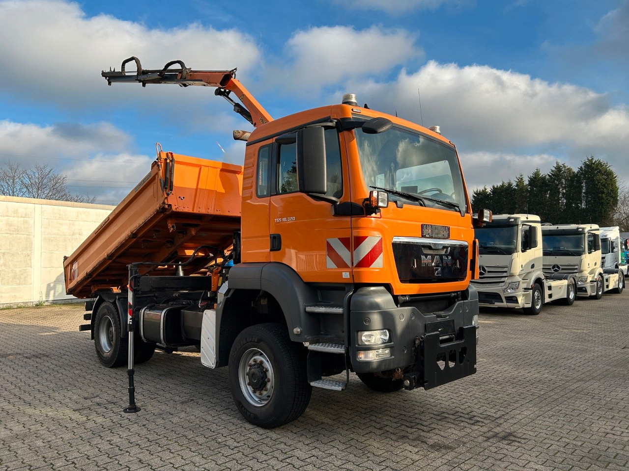 MAN 18.320 3Skipper + PK 7001K + Greifer 4x4 - Kipper vrachtwagen, Kraanwagen: afbeelding 5 MAN 18.320 3Skipper + PK 7001K + Greifer 4x4 - Kipper vrachtwagen, Kraanwagen: afbeelding 5