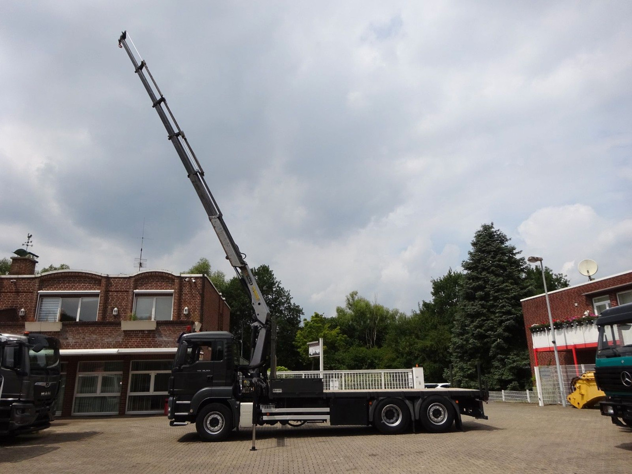 MAN 26.360 TGS Pritsche + PK 16502 Kran 6x2 - Kraanwagen: afbeelding 2 MAN 26.360 TGS Pritsche + PK 16502 Kran 6x2 - Kraanwagen: afbeelding 2