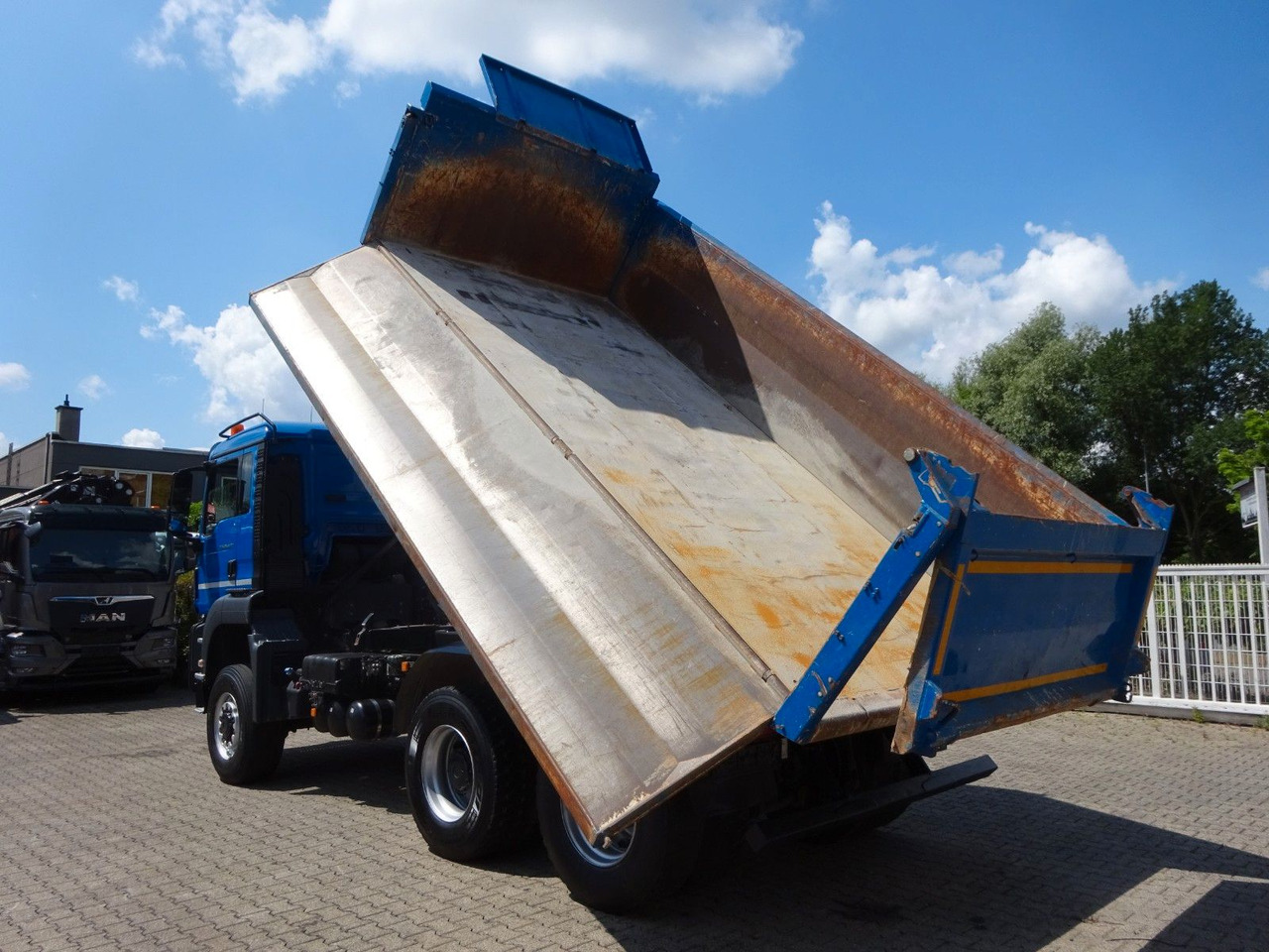 MAN 26.420 TGS MEILER 3Skipper + Bordmatik 6x6 - Kipper vrachtwagen, Kraanwagen: afbeelding 4 MAN 26.420 TGS MEILER 3Skipper + Bordmatik 6x6 - Kipper vrachtwagen, Kraanwagen: afbeelding 4