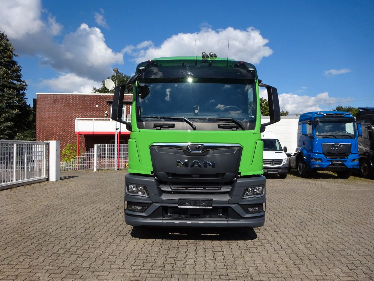 MAN 26.520 TGS HYVA Abroller 6x2 NEU - Haakarmsysteem vrachtwagen: afbeelding 5 MAN 26.520 TGS HYVA Abroller 6x2 NEU - Haakarmsysteem vrachtwagen: afbeelding 5