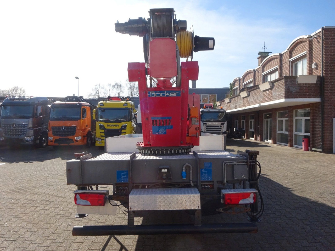 MAN 8.180 TGL + Böcker AK 32 Meter Dachdeckerkran - Kraanwagen: afbeelding 5 MAN 8.180 TGL + Böcker AK 32 Meter Dachdeckerkran - Kraanwagen: afbeelding 5