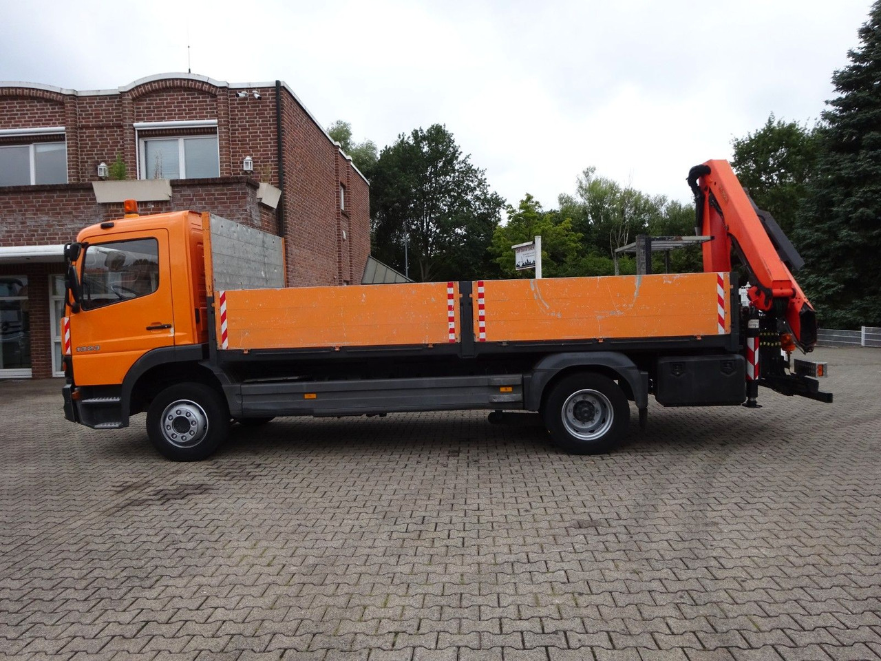 Mercedes-Benz 1323 Atego Pritsche + PK 9501 Kran 4x2 - Vrachtwagen met open laadbak, Kraanwagen: afbeelding 5 Mercedes-Benz 1323 Atego Pritsche + PK 9501 Kran 4x2 - Vrachtwagen met open laadbak, Kraanwagen: afbeelding 5