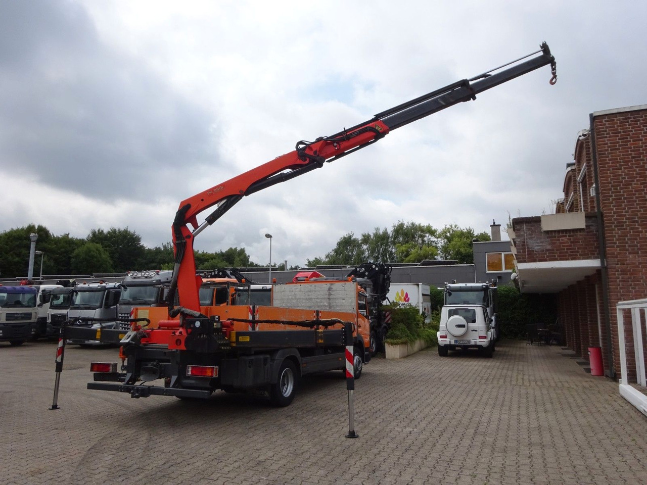 Mercedes-Benz 1323 Atego Pritsche + PK 9501 Kran 4x2 - Vrachtwagen met open laadbak, Kraanwagen: afbeelding 3 Mercedes-Benz 1323 Atego Pritsche + PK 9501 Kran 4x2 - Vrachtwagen met open laadbak, Kraanwagen: afbeelding 3