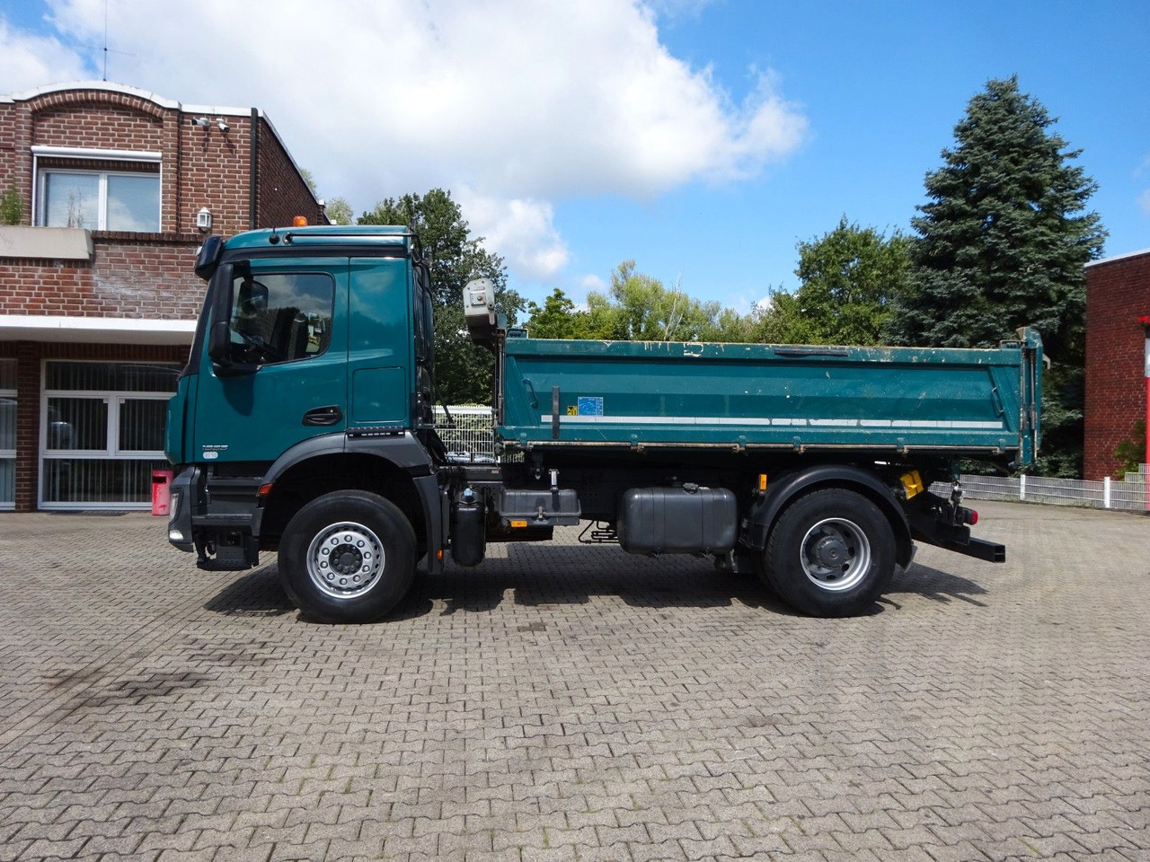 Mercedes-Benz 1833 Actros MEILLER 3Skipper 4x2 - Kipper vrachtwagen: afbeelding 5 Mercedes-Benz 1833 Actros MEILLER 3Skipper 4x2 - Kipper vrachtwagen: afbeelding 5