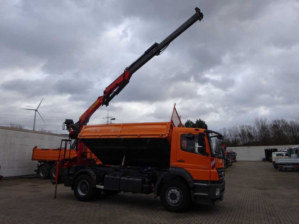 Mercedes-Benz 1833 Axor Kipper mit Kran Wechselsytem - Kipper vrachtwagen, Kraanwagen: afbeelding 3 Mercedes-Benz 1833 Axor Kipper mit Kran Wechselsytem - Kipper vrachtwagen, Kraanwagen: afbeelding 3