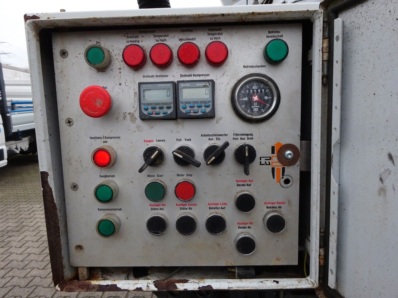 Vacuümwagen Mercedes-Benz 2527 Saugbagger. RSP Mercedes-Benz 2527 Saugbagger. RSP: afbeelding 14 Vacuümwagen Mercedes-Benz 2527 Saugbagger. RSP Mercedes-Benz 2527 Saugbagger. RSP: afbeelding 14