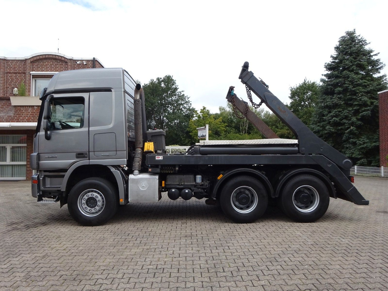 Mercedes-Benz 2644 Actros Absetzkipper 6x4 - Kipper vrachtwagen: afbeelding 3 Mercedes-Benz 2644 Actros Absetzkipper 6x4 - Kipper vrachtwagen: afbeelding 3