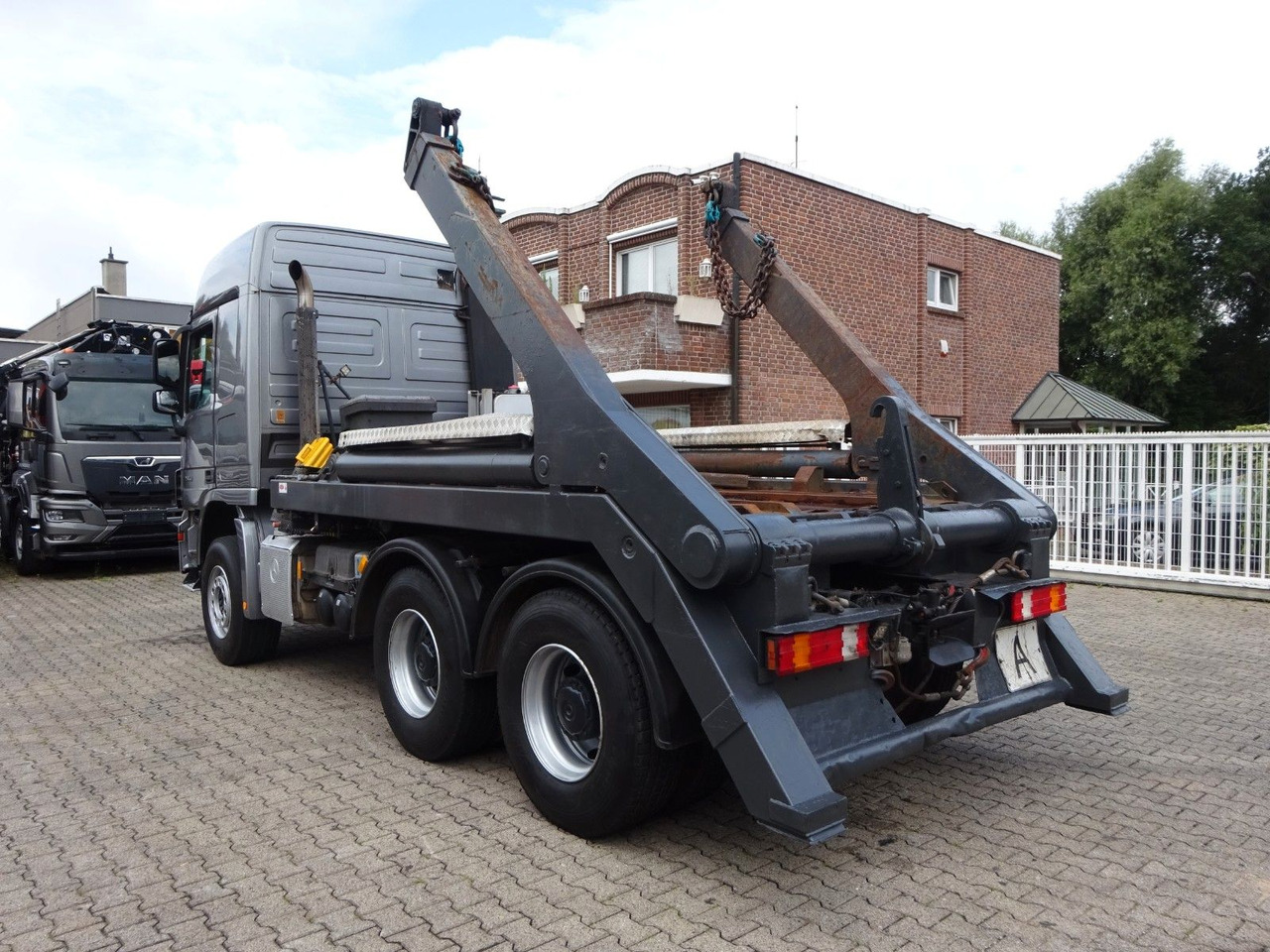 Mercedes-Benz 2644 Actros Absetzkipper 6x4 - Kipper vrachtwagen: afbeelding 5 Mercedes-Benz 2644 Actros Absetzkipper 6x4 - Kipper vrachtwagen: afbeelding 5