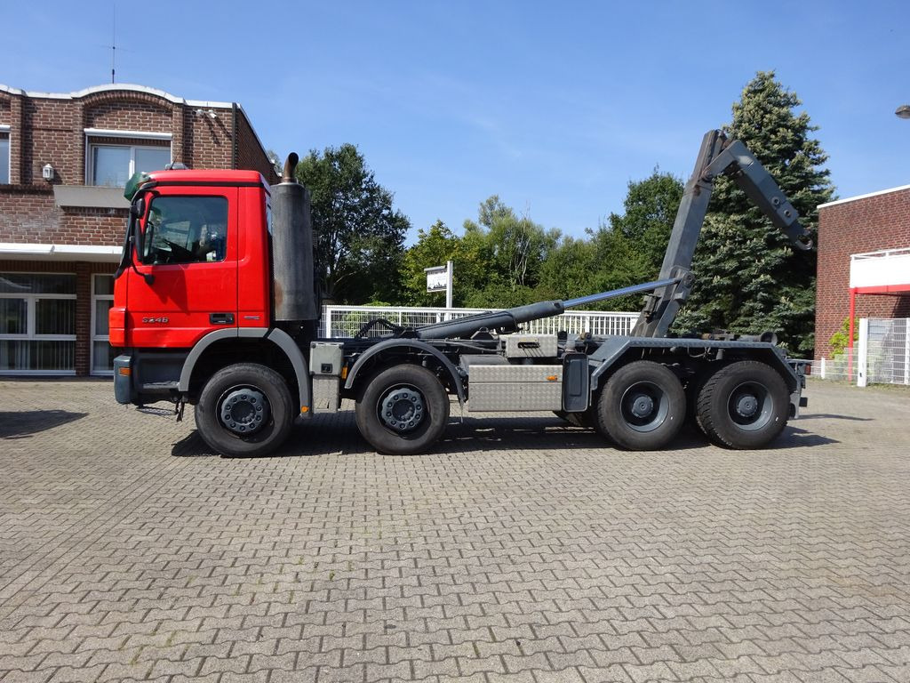 Mercedes-Benz 3246 Actros Abroller K45 8x4 Knickhacken  - Haakarmsysteem vrachtwagen: afbeelding 3 Mercedes-Benz 3246 Actros Abroller K45 8x4 Knickhacken  - Haakarmsysteem vrachtwagen: afbeelding 3
