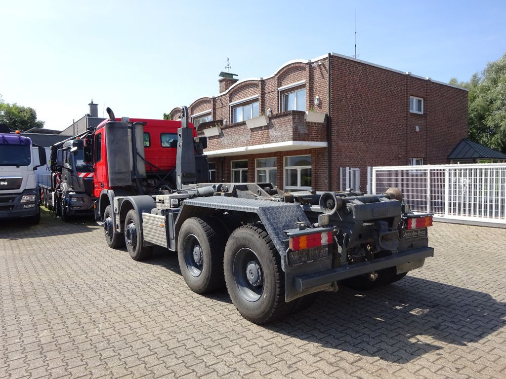 Mercedes-Benz 3246 Actros Abroller K45 8x4 Knickhacken  - Haakarmsysteem vrachtwagen: afbeelding 4 Mercedes-Benz 3246 Actros Abroller K45 8x4 Knickhacken  - Haakarmsysteem vrachtwagen: afbeelding 4