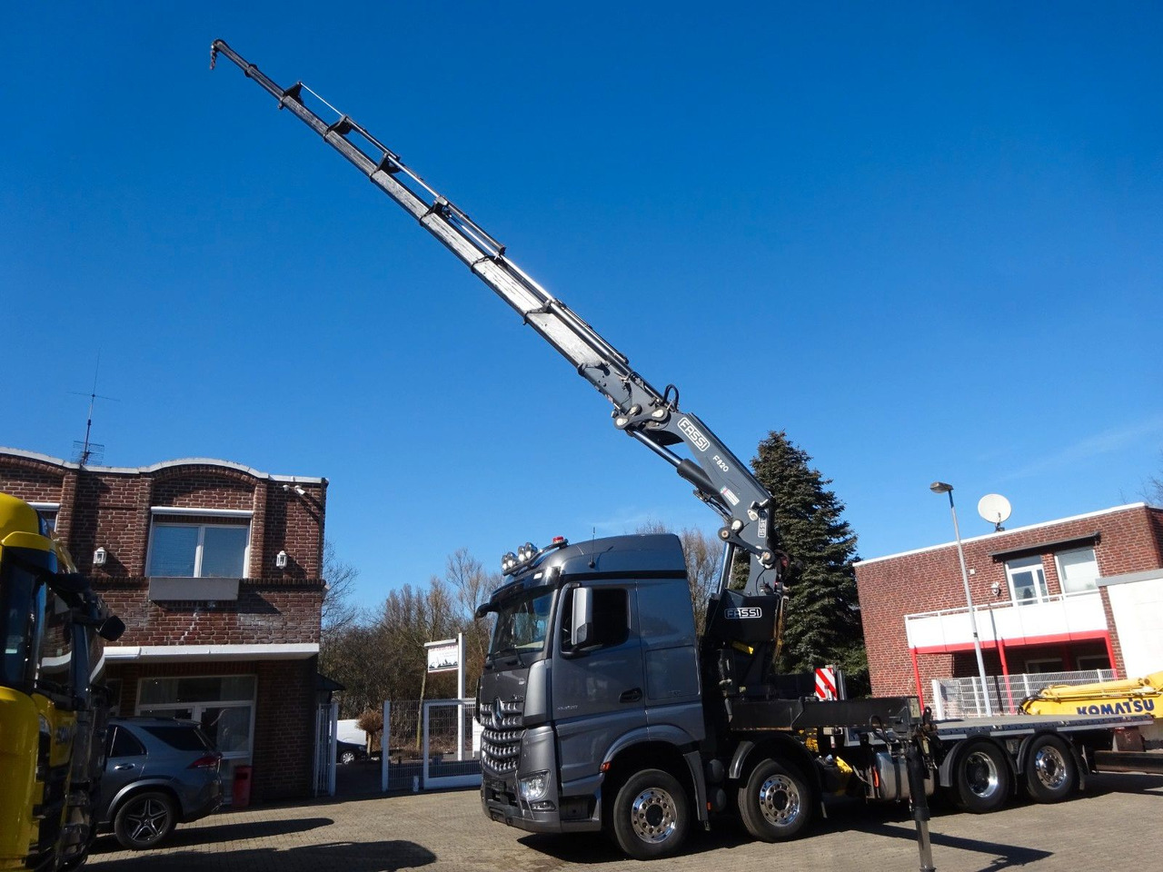 Mercedes-Benz 3453 Plattform + Fassi F820 Kran 8x2 Mercedes-Benz 3453 FASSI F820 Kran 8x Hydr. Ausschub - Kraanwagen, Vrachtwagen met open laadbak: afbeelding 5 Mercedes-Benz 3453 Plattform + Fassi F820 Kran 8x2 Mercedes-Benz 3453 FASSI F820 Kran 8x Hydr. Ausschub - Kraanwagen, Vrachtwagen met open laadbak: afbeelding 5
