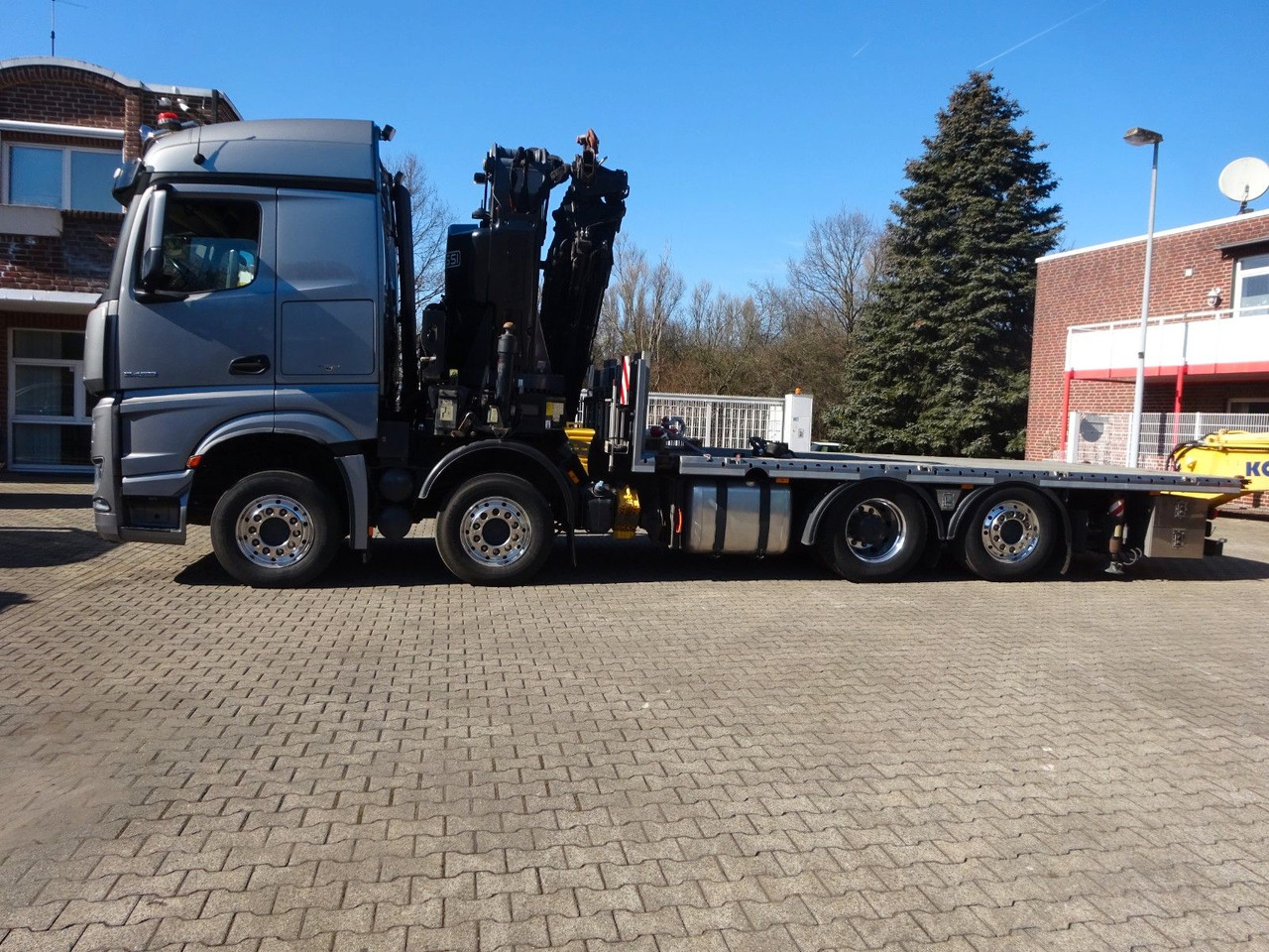 Nieuw Kraanwagen, Vrachtwagen met open laadbak Mercedes-Benz 3453 Plattform + Fassi F820 Kran 8x2 Mercedes-Benz 3453 FASSI F820 Kran 8x Hydr. Ausschub: afbeelding 10 Nieuw Kraanwagen, Vrachtwagen met open laadbak Mercedes-Benz 3453 Plattform + Fassi F820 Kran 8x2 Mercedes-Benz 3453 FASSI F820 Kran 8x Hydr. Ausschub: afbeelding 10